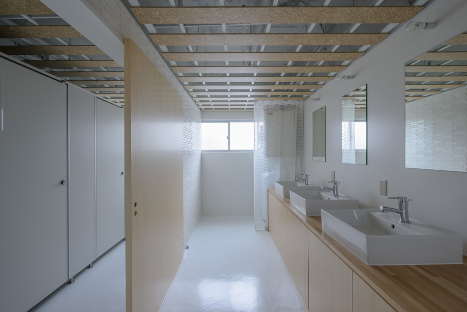 kasa architects share house funabashi japan designboom