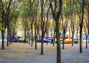 katharina grosse sculpts colorful terrain in brooklyn