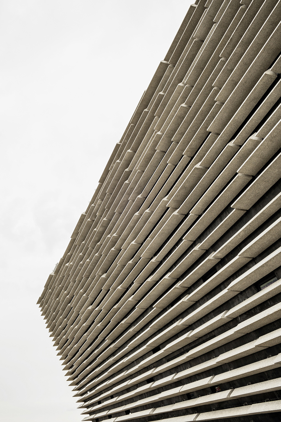 kengo kuma - a lab for materials - tokyo station gallery designboom