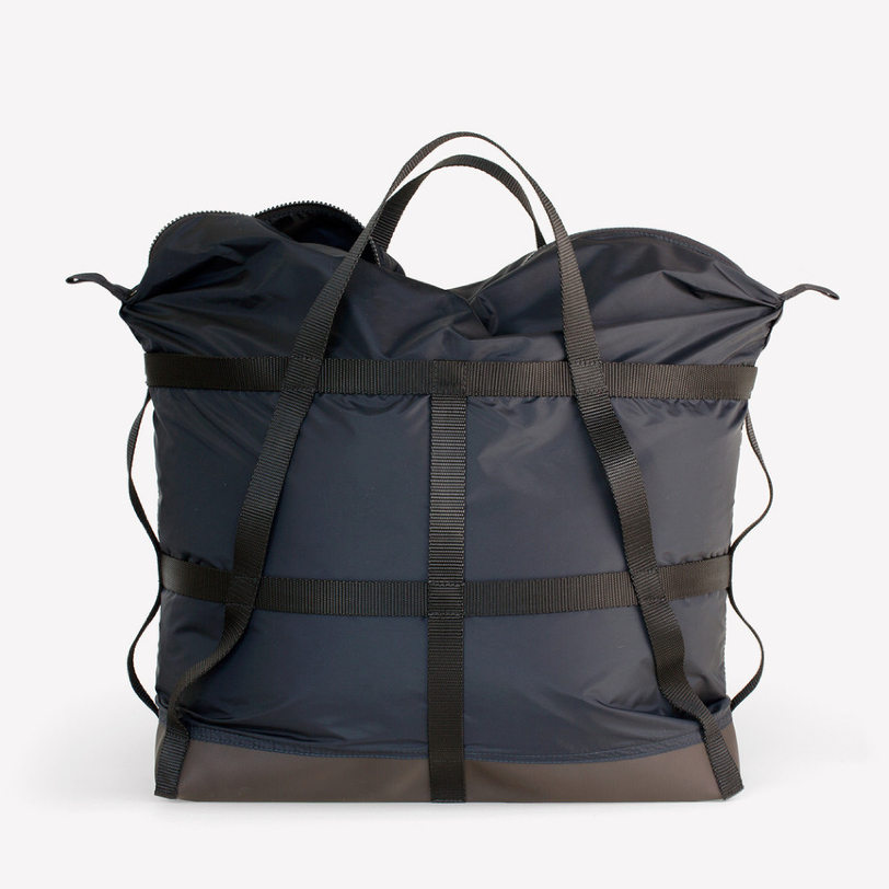 konstantin grcic + jasper morrison design bags for maharam