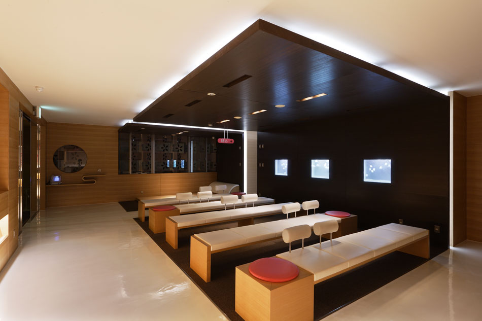 kukankobo yosyakozo architects office N clinic designboom
