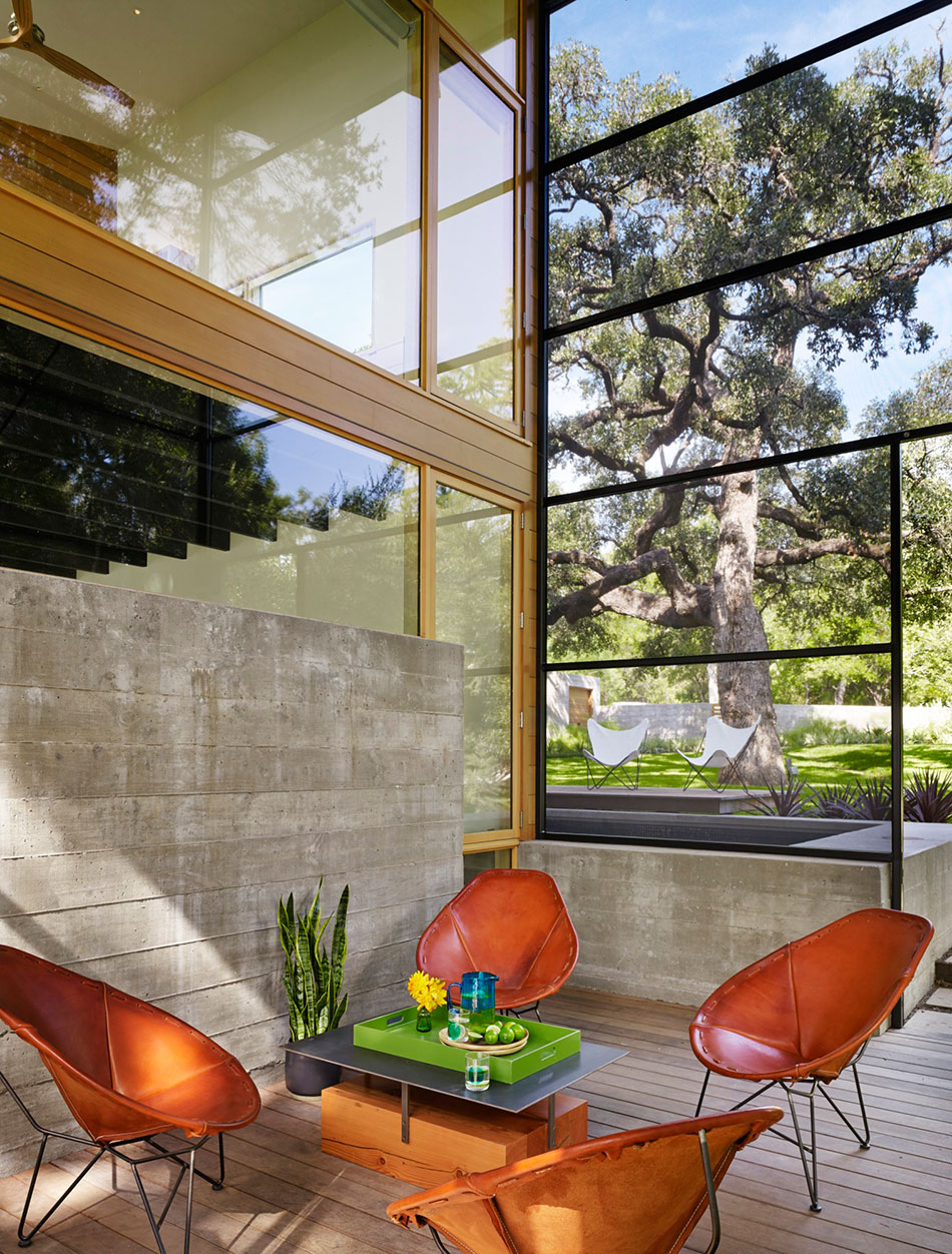 lake flato hog pen creek residence austin texas designboom