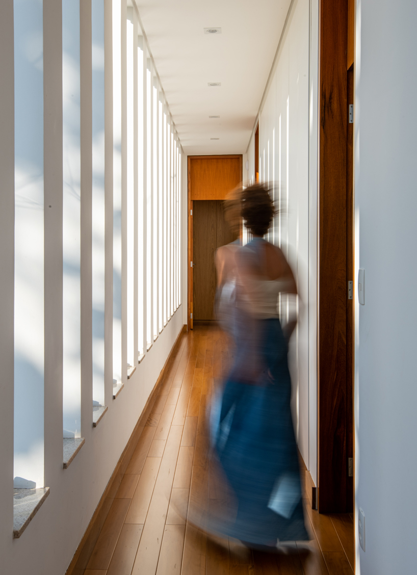 kt-house-lbmr-brazil-designboom-23