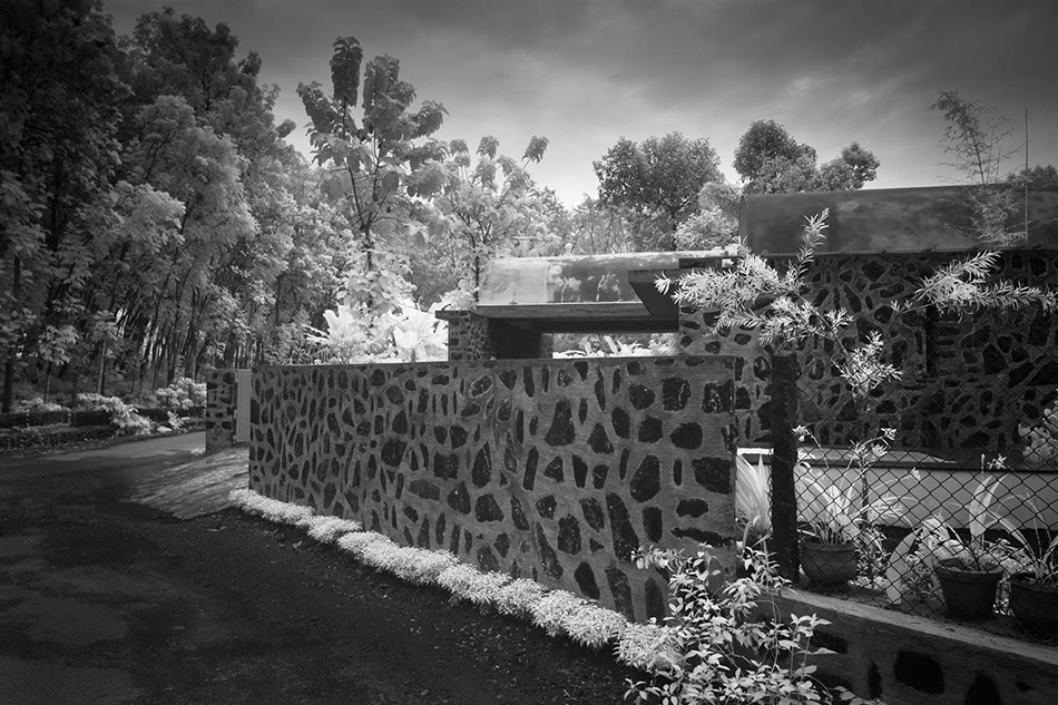 LIJO RENY architects the walls and vaults house kerala india designboom