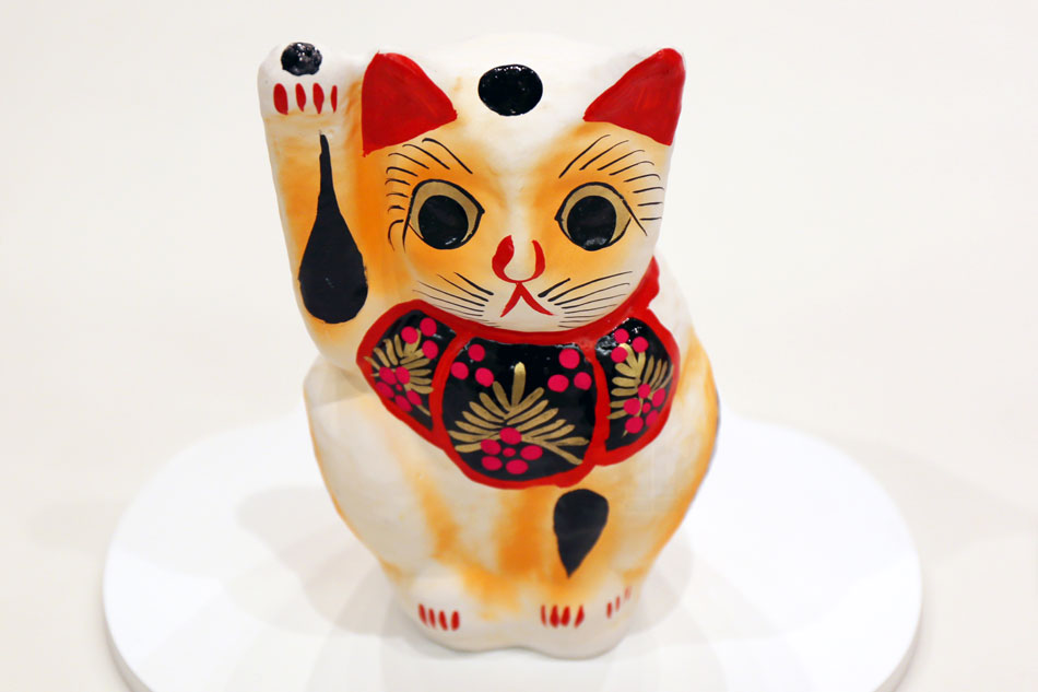 lucky cats exhibition at toraya in tokyo midtown