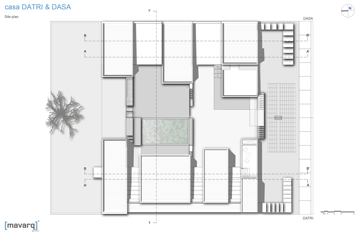 marco velazquez builds opposing weekend residences in mexico designboom