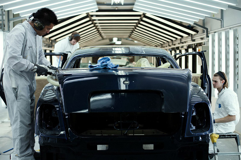 massimo uberti sculpts with neon light for bentley elements