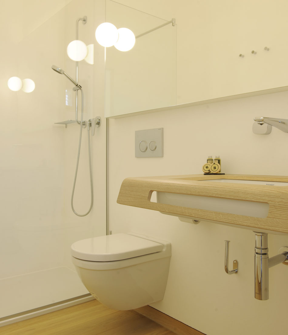 matteo thun hotel weinkulturgut longen-schloder designboom