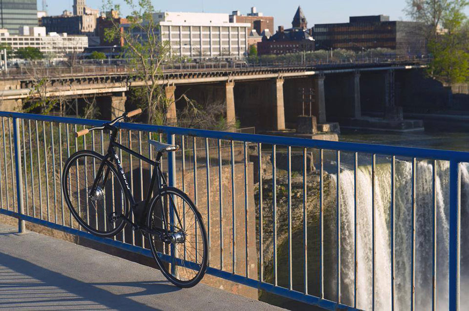 image courtesy of maxwell motorbikes