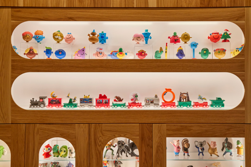 mcdonald's headquarters chicago interiors studio O A designboom