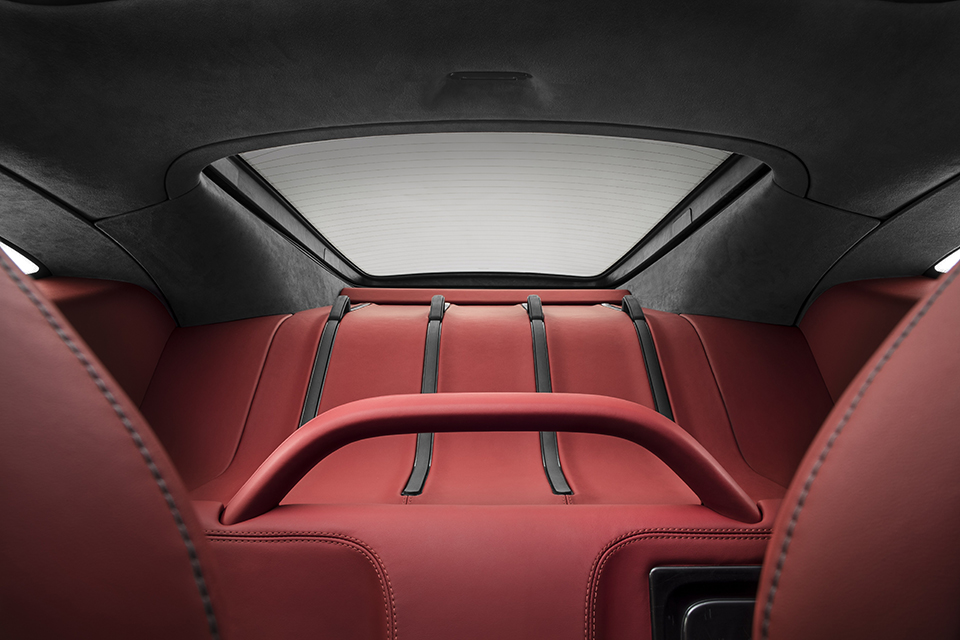 mclaren-570gt-2016-geneva-motor-show-designboom-gallery09