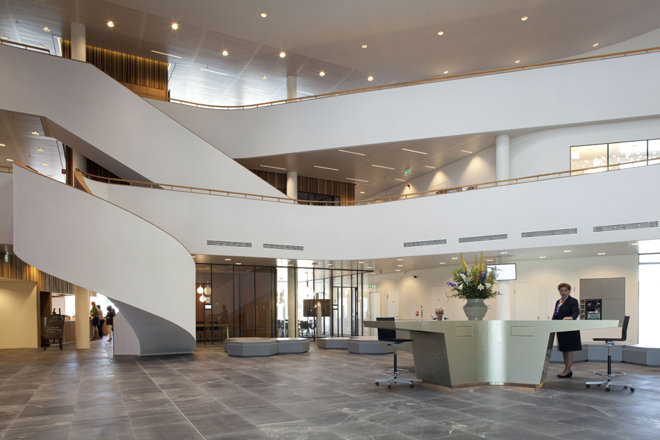 mecanoo rabobank westelijke mijnstreek advice centre designboom