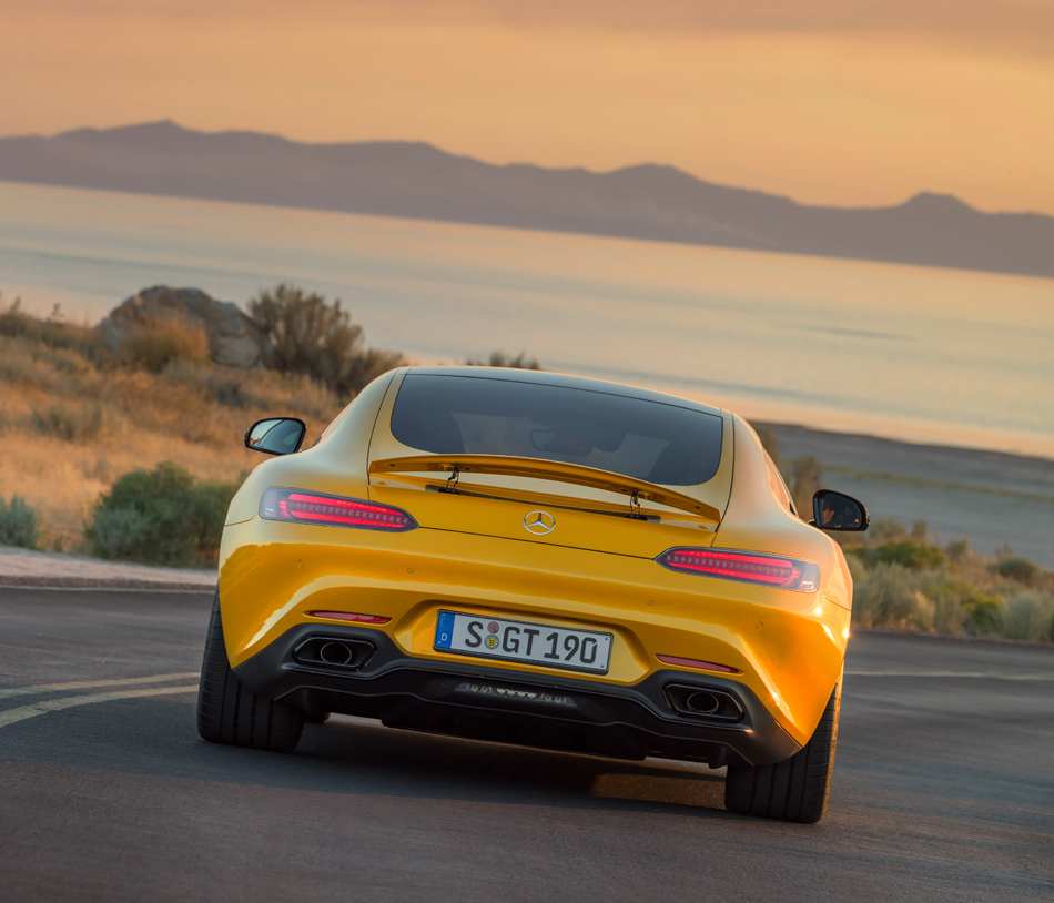 Mercedes AMG gt 2015 sportscar