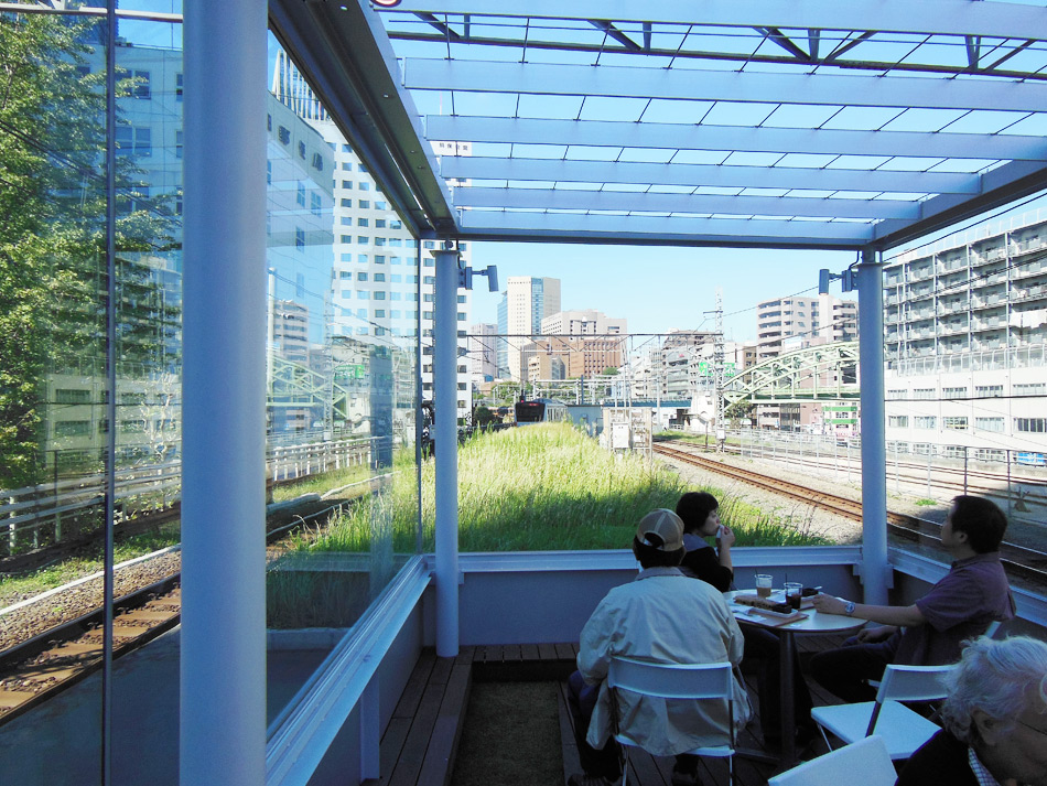 mikan maach ecute manseibashi designboom