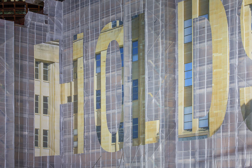 mike-hewson-it-holds-up-mca-australia-designboom-14