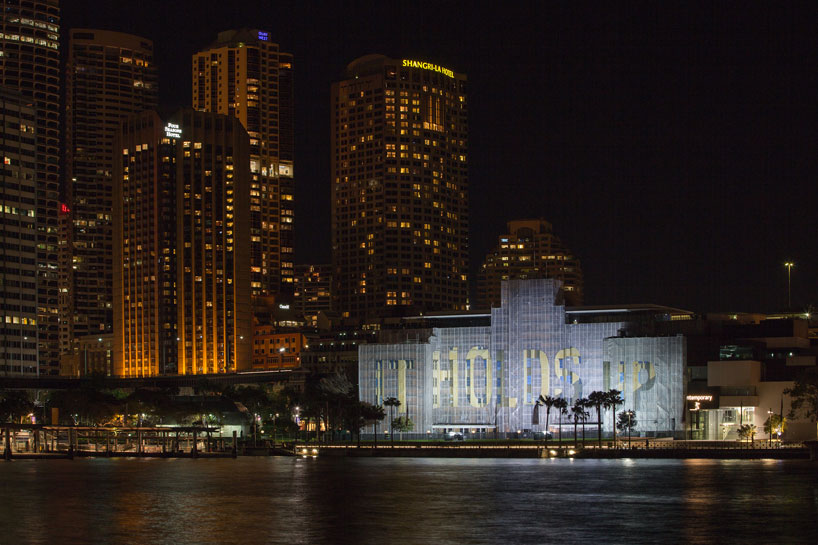 mike-hewson-it-holds-up-mca-australia-designboom-23