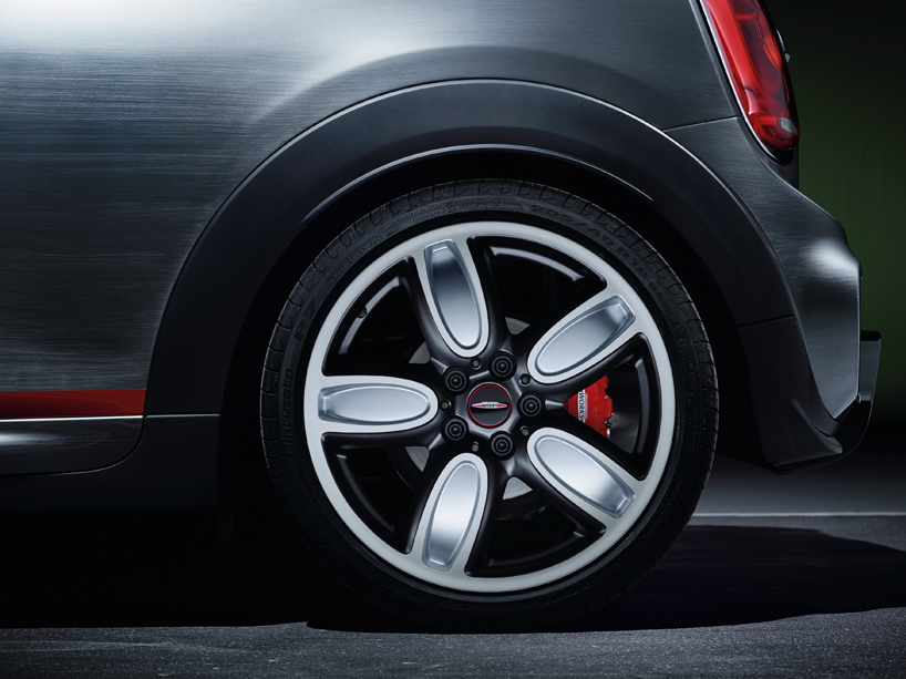 MINI john cooper works concept debuts ahead of NAIAS