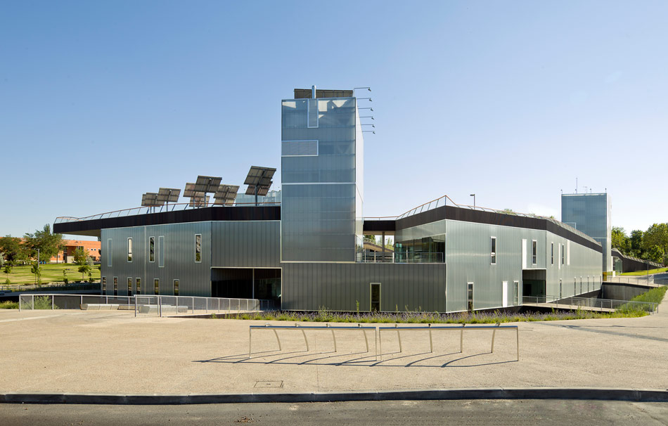 mtm arquitectos plaza major UAM designboom