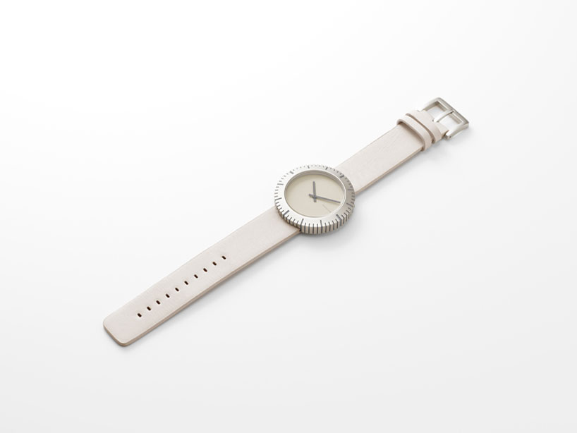 Buy LACOSTE 2001220 Slice Analog Watch for Women at Best Price @ Tata CLiQ