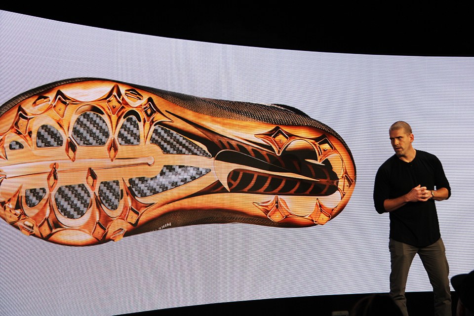 NIKE's vapor untouchable 3D printed + carbon fibre cleat delivers dynamic  speed