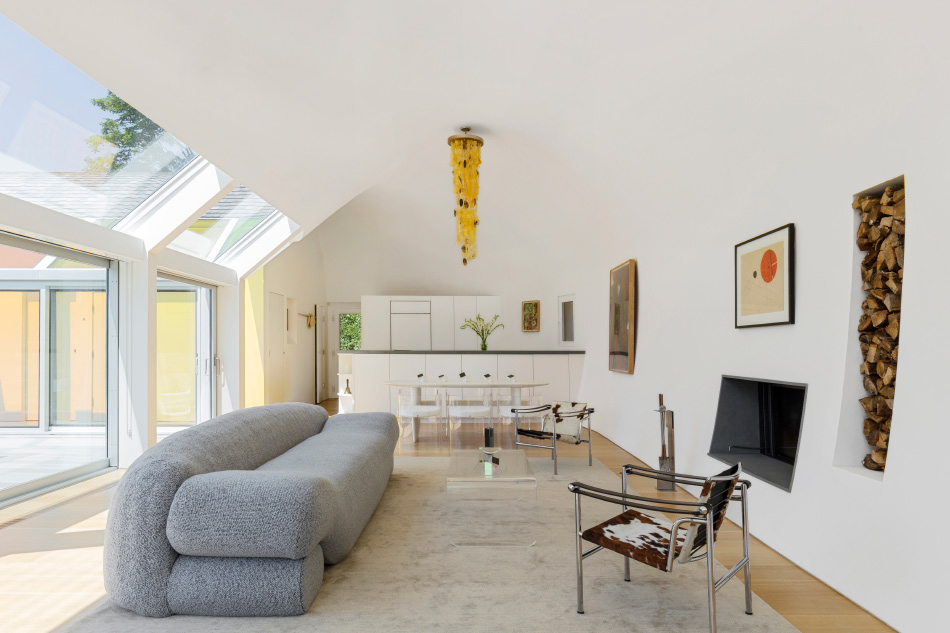nina edwards anker cocoon cottage southampton designboom