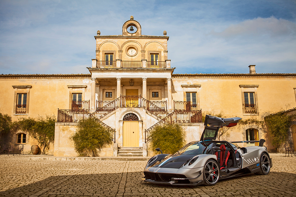 pagani-huayra-bc-designboom-gallery02