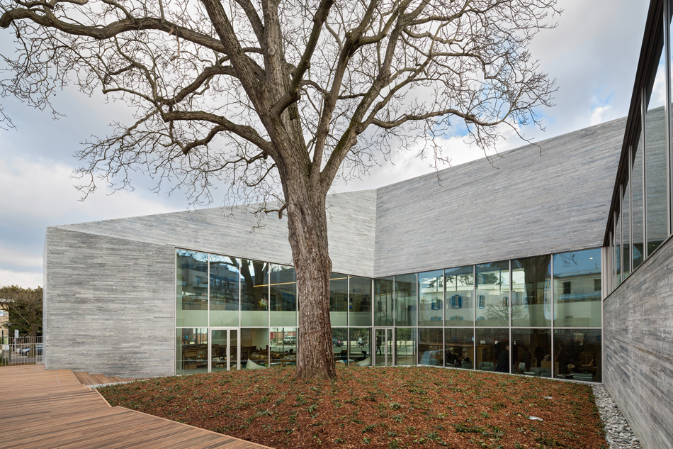 pascale guedot architecte mediatheque media library in bourg-la-reine designboom6