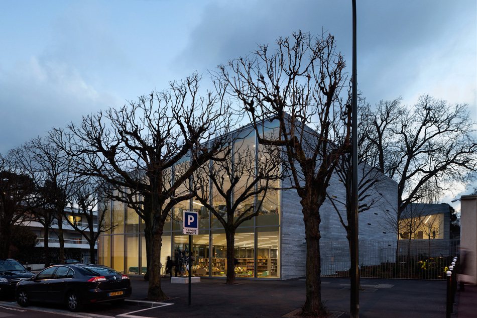 pascale guedot architecte mediatheque media library in bourg-la-reine designboom