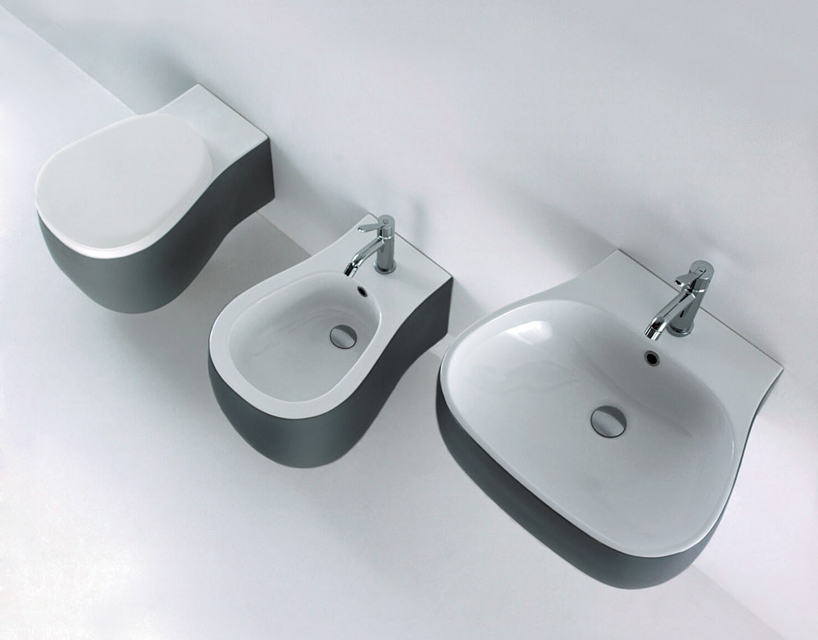 pear_sanitari_patricia_urquiola_designboom