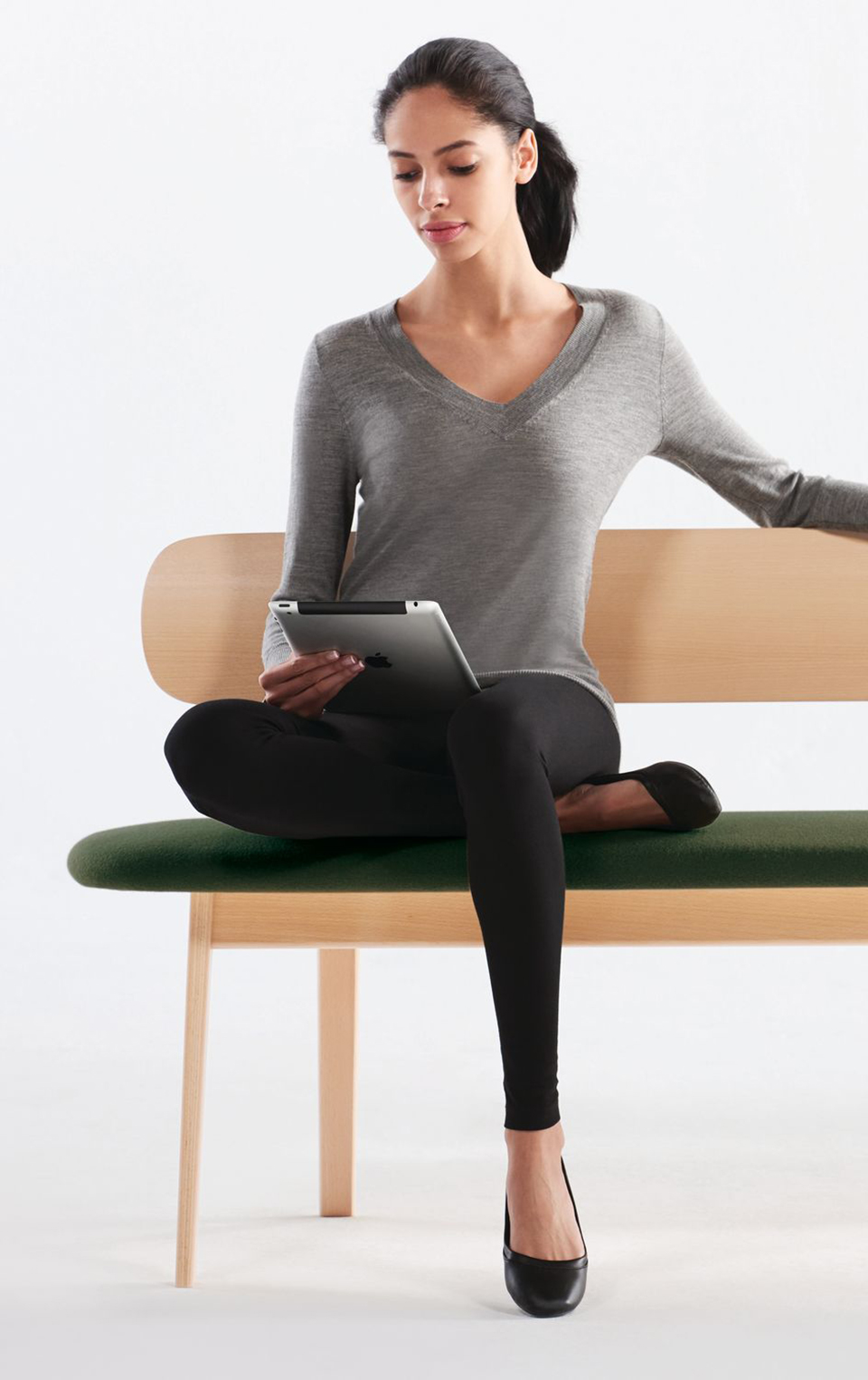 pearson-lloyd-teknion-zones-workplace-furniture-neocon-2016-designboom-gallery03