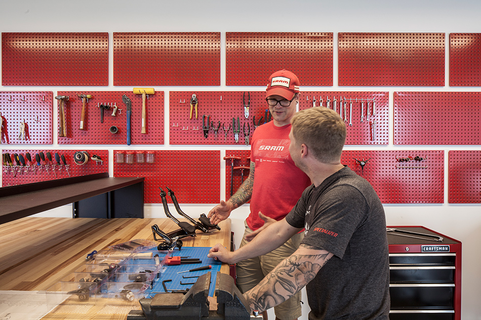 perkins will sram office bicycle component manufacturer chicago designboom