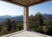 pezo von ellrichshausen casa pezo solo houses spain designboom