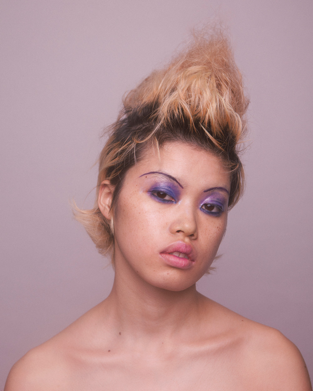 phoebe-walters-makeup-artist-color-designboom-3