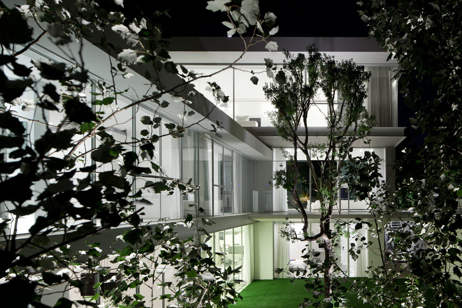 pitsou kedem ramat hasharon house 13 designboom