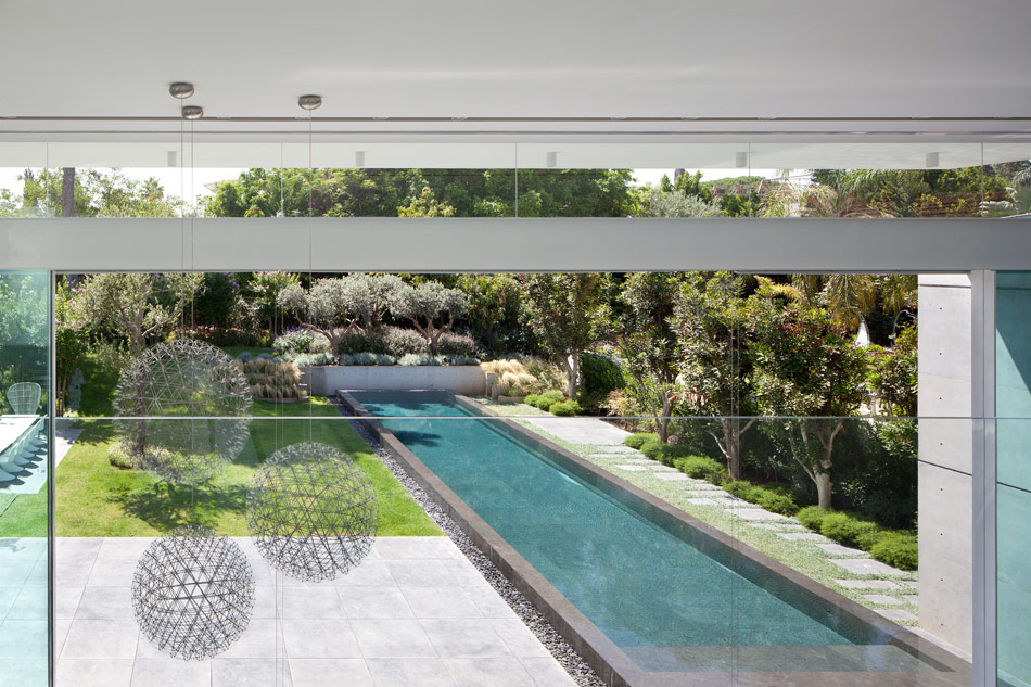 pitsou kedem ramat hasharon house 13 designboom