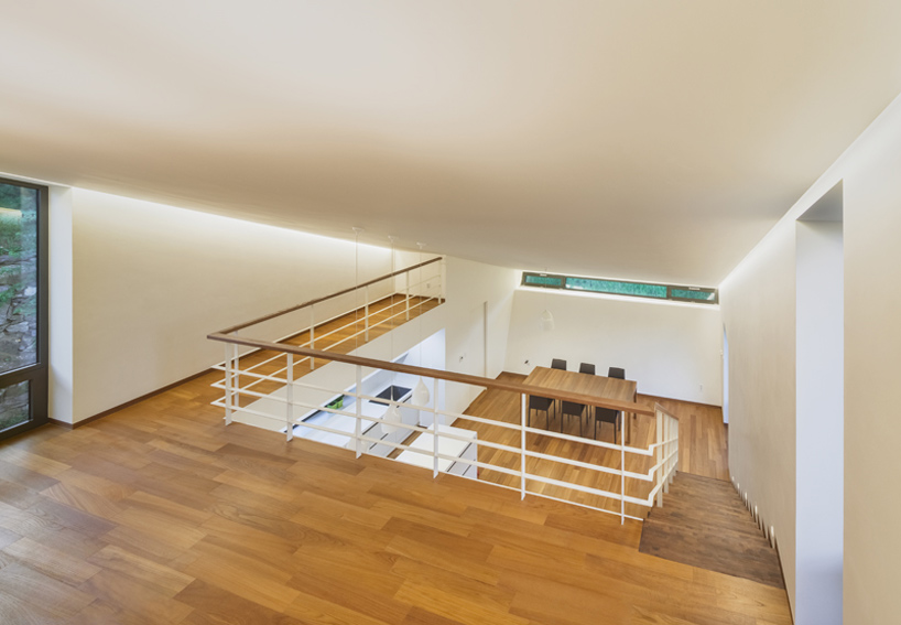 PRAUD leaning house chungpyong korea designboom