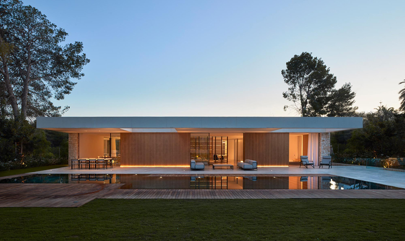 ramon-esteve-house-in-la-canada-valencia-designboom-10