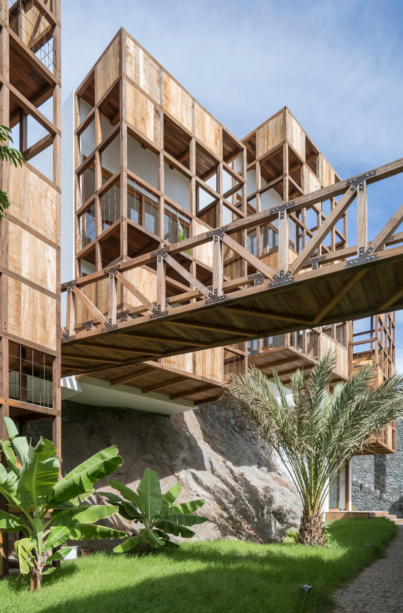 ramos castellano arquitectos terra lodge hotel cabo verde designboom
