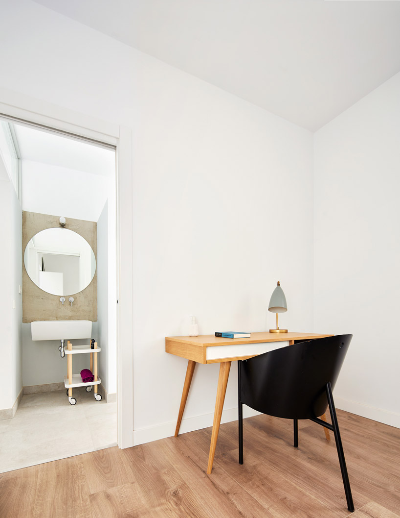 raul-sanchez-villarroel-apartment-designboom-14