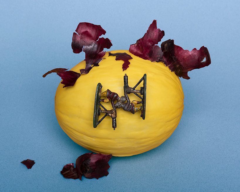 remedios-vincent-the-emperors-new-clothes-gallery-designboom-01