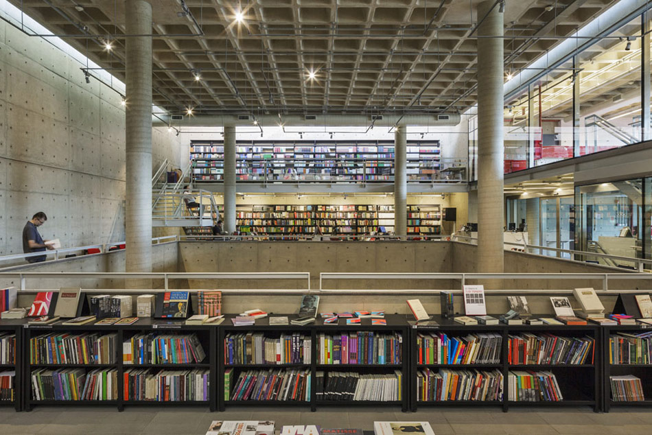 rodrigo mindlin loeb arquitetura: brasiliana library at USP campus