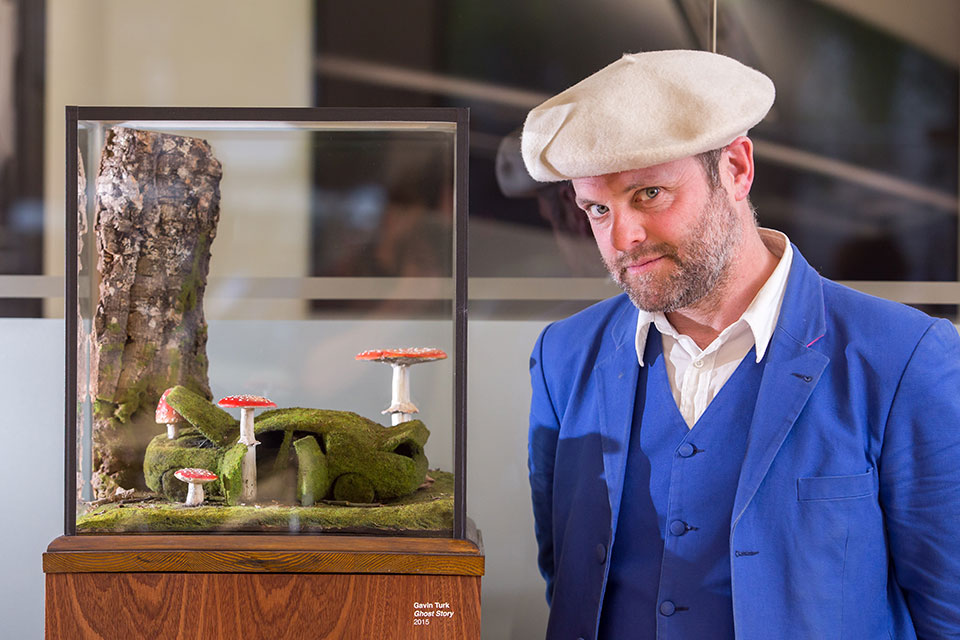 gavin turk with his model