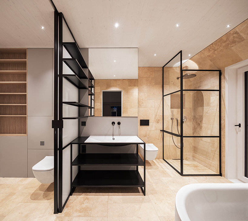 pergola-house-rundzwei-architekt-designboom-14