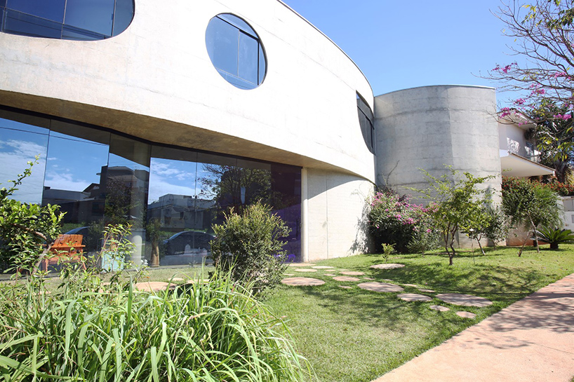 ruy ohtake house roberto cocenza sao jose do rio preto sao paulo brazil designboom