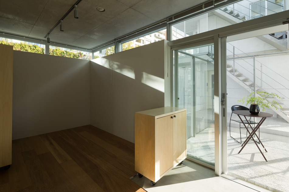salhaus apartment in nishiazabu japan designboom