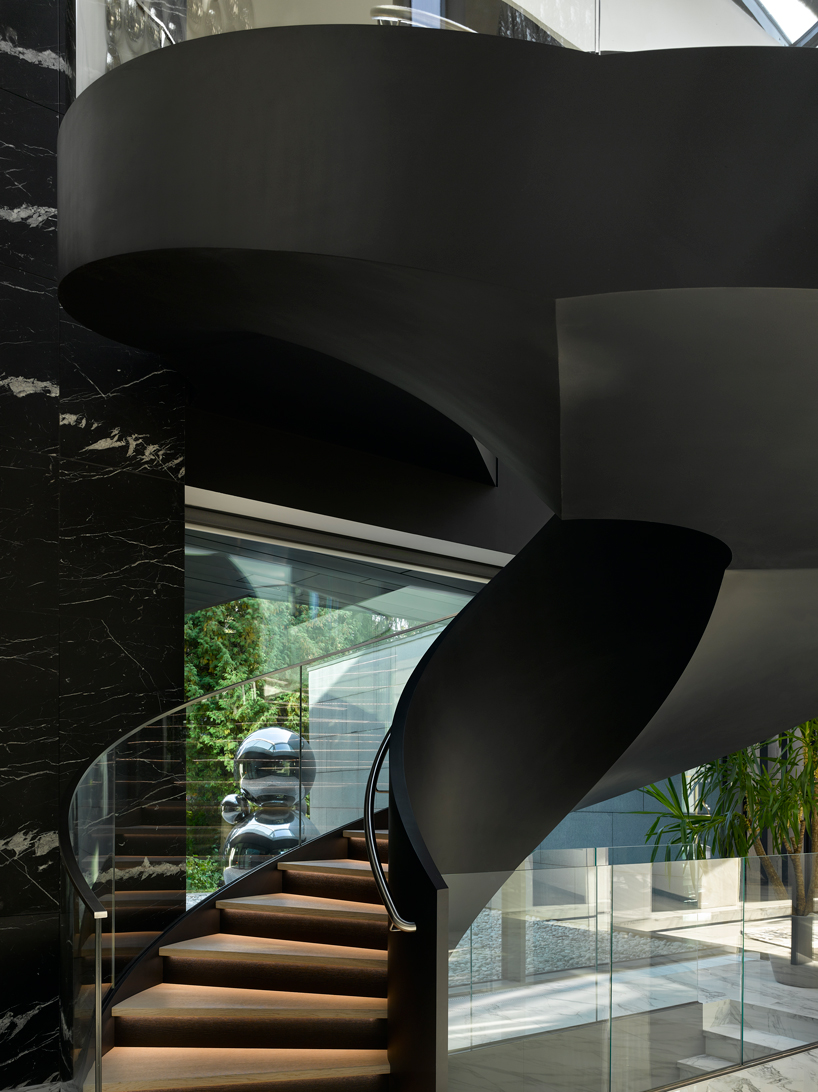 saota-silver-pine-moscow-designboom-11