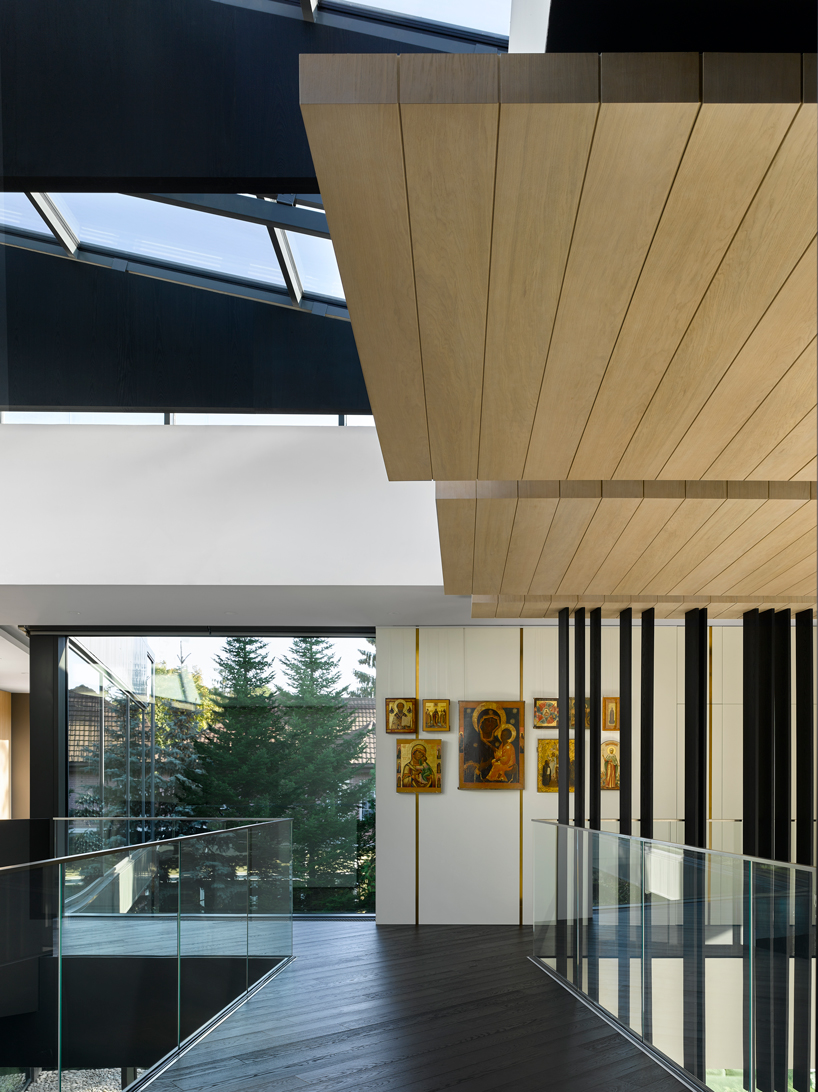 saota-silver-pine-moscow-designboom-12