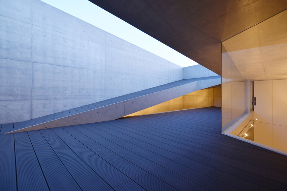 shigeru fuse atelier house in tsutsumino noda japan designboom