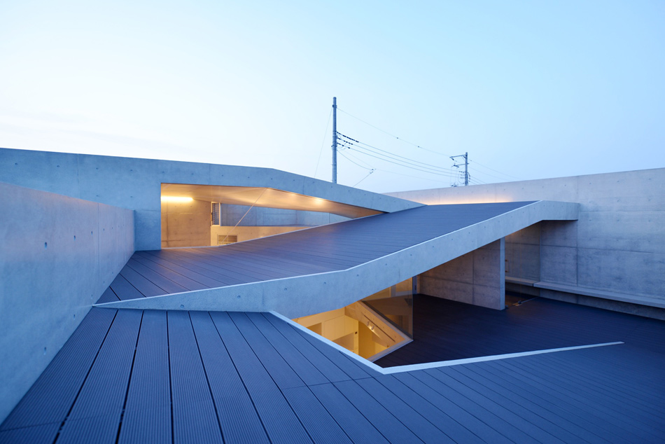 shigeru fuse atelier house in tsutsumino noda japan designboom