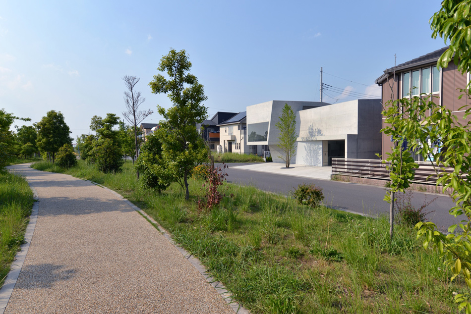 shigeru fuse atelier house in tsutsumino noda japan designboom